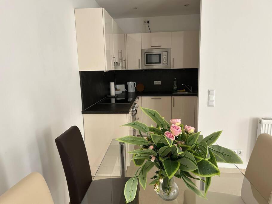 Apartment Merkur Vienna Exterior photo